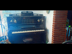 بيانو المانى قديم جدا بحالة جيدة جدا - 4
