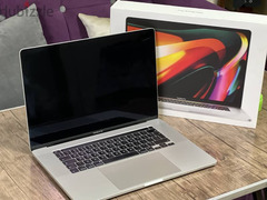 MacBook Pro 2019/Core I9/64Ram/2TB SSD/AMD 8GB graphics card - 5