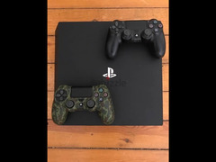 ps4 pro 1tb with 2 controller and 7 games