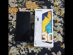 تليفون samsung A30 مساحه 64G رام 4G مغير شاشه اصلي حالته كويسه جدا