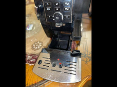 Delonghi ECAM23120B Superautomatic Coffee Machine - 5