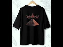 graphic t-shirt pyramid
