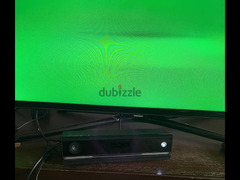 Xbox one s 1tb معاه الكاميرا و العلبه بتاعته