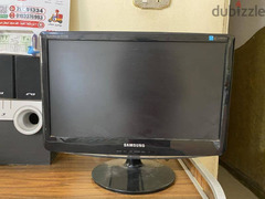 جهاز كمبيوتر كامل للبيع - 1