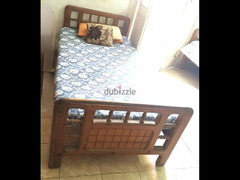 سرير مستعمل خشب زان متر للبيع