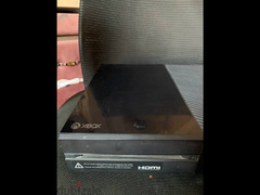 xbox 1 for sale with 3cd and 2 original controllers