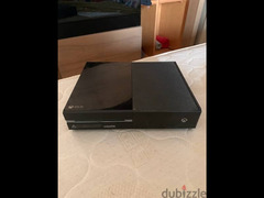 xbox 1 for sale with 3cd and 2 original controllers - 2