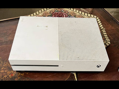 Xbox one s 1tb معاه الكاميرا و العلبه بتاعته - 2