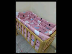 سرير بيبي بالمرتبة مقفول مقاس كبير من حديث الولادة لعمر طفل 3 سنين