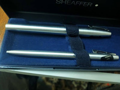 قلم sheaffer امريكي لم يستعمل غير مره واحده لتجربه القلم فقط - 3