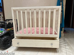 سرير أطفال  خشب طبيعي