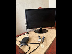Samsung Monitor in Excellent condition - 1