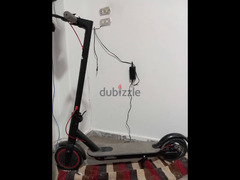 Mi scooter سكوتر كهربائي حالة ممتازة - 2