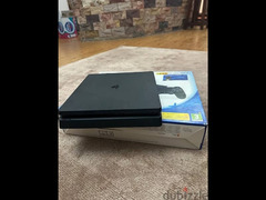 playstation 4 slim 500 giga with tow controllers - 3