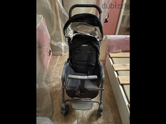 stroller مستعمله  giggles