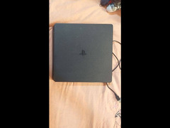 PS4 slim (500GB) + 2 DUALSHOCK4 controllers + soft 11.5 - 3