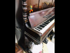 بيانو الماني قديم شغال اصابع عاج ثلاثة بدال - 4