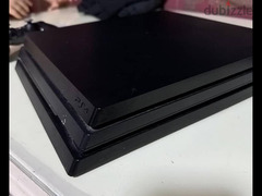 PS 4 PRO 1 TB + 2 CONTROLERS