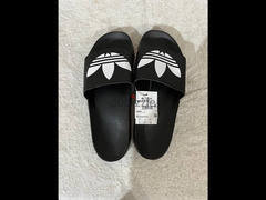 Adidas slipper