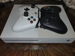 Xbox s1 للبيع - 1