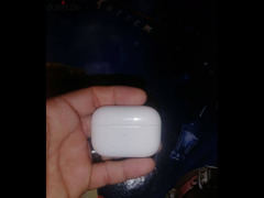 Air pods pro with wireless charging - 1