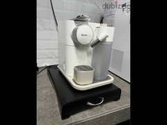 ماكينة قهوة نيسبرسو جران لاتيزيما 9 اوبشن