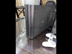 PS4 Pro with two free games and a bag! - 3