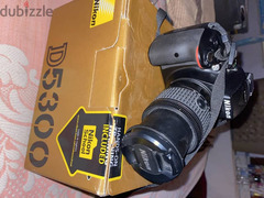 Nikon 5300 like new made in thailand