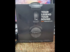 Beyerdynamic DT990 pro 250 ohm (perfect condition with box)