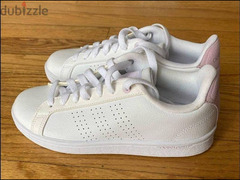 Adidas cloudfoam white & pink new sneakers حريمي - 4