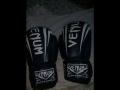 boxing gloves - 1