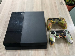 PS 4 slim pro 500 GB + 8 installed games + wireless charger set
