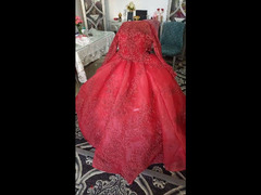 فستان احمر بحالة الجديد استعمال ساعتين فقط بدون اي عيوب حالته جديد - 4