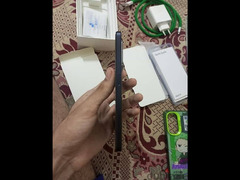 Oppo A98 5G
كسر الزيرو لسا بحالته 
تم شراءة من اقل من شهرين - 5